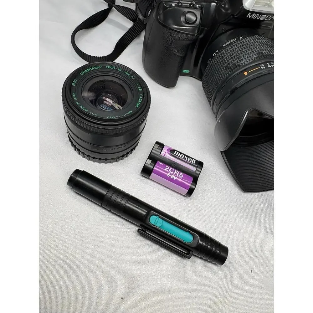 Minolta Maxxum 330si RZ 35mm SLR Film Camera Bundle 2 Lens, Case, New Battery